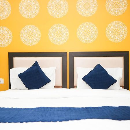 Hotel Tanvi Premium Residency Near Artemis Hospital, Gurugram Gurgaon Exterior foto